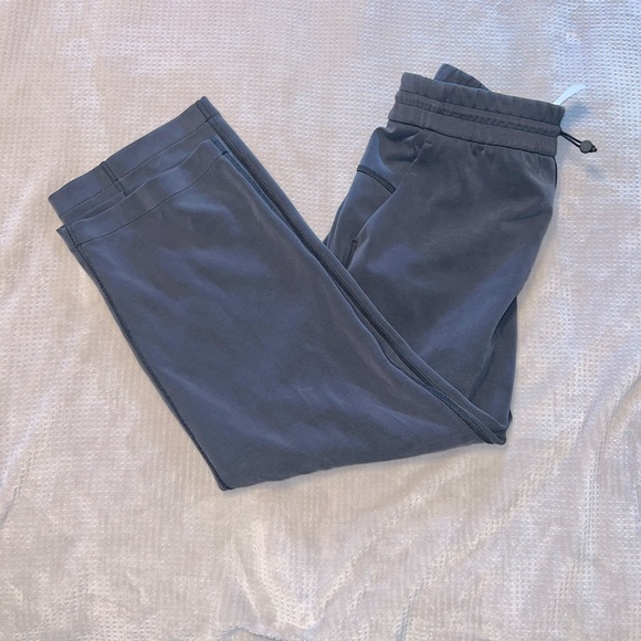 Lululemon Align Cropped Pants | Size 6 | Super Soft Nulu Fabric NWOT - Picture 1 of 8